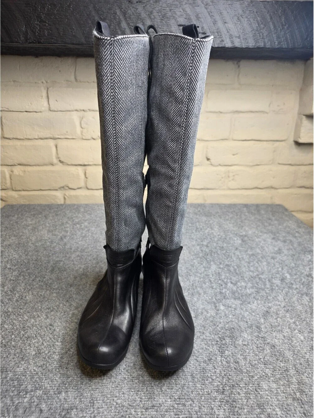 Vtg. PUMA Balmoral Herringbone Tweed Leather Wedge Riding Boots 346110-02 NWOB 7